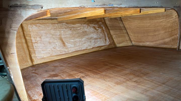 Closing up the transom